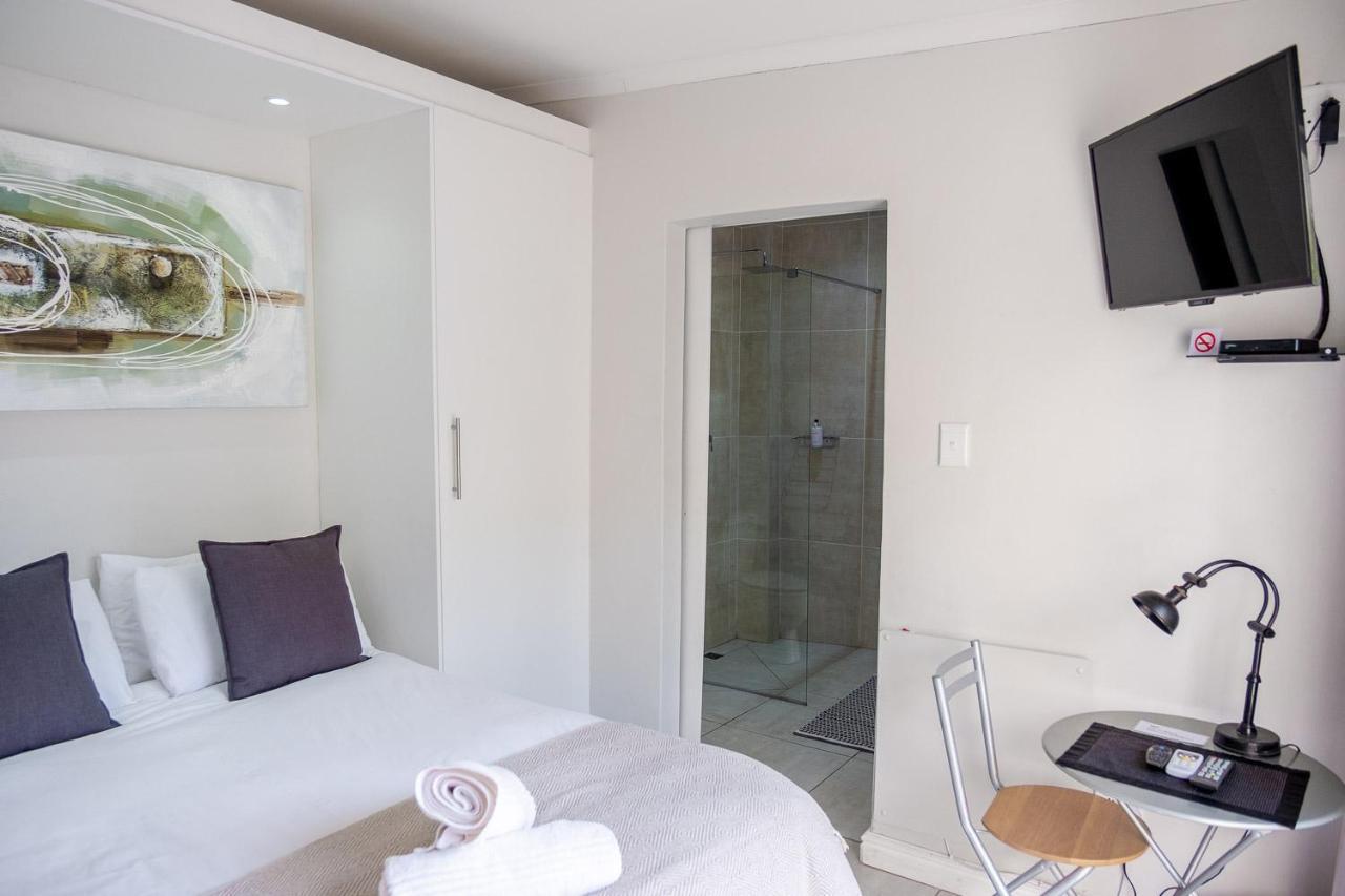 Conifer Beach House Port Elizabeth Dış mekan fotoğraf
