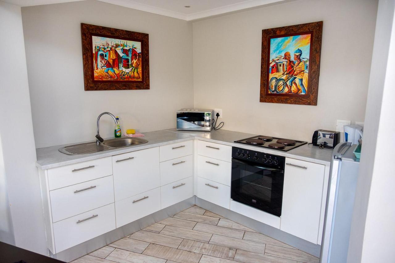 Conifer Beach House Port Elizabeth Dış mekan fotoğraf