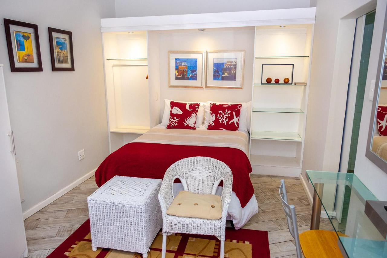 Conifer Beach House Port Elizabeth Dış mekan fotoğraf