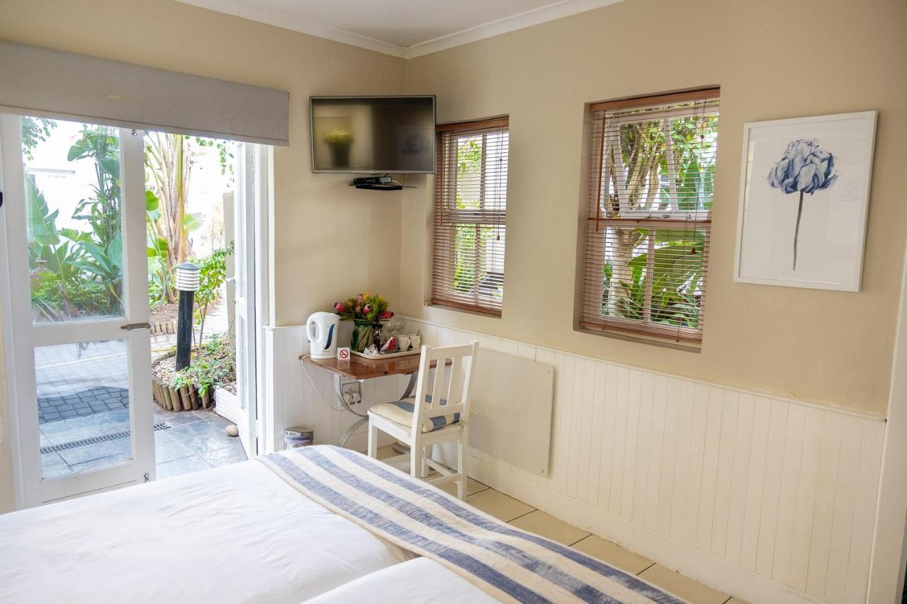 Conifer Beach House Port Elizabeth Dış mekan fotoğraf