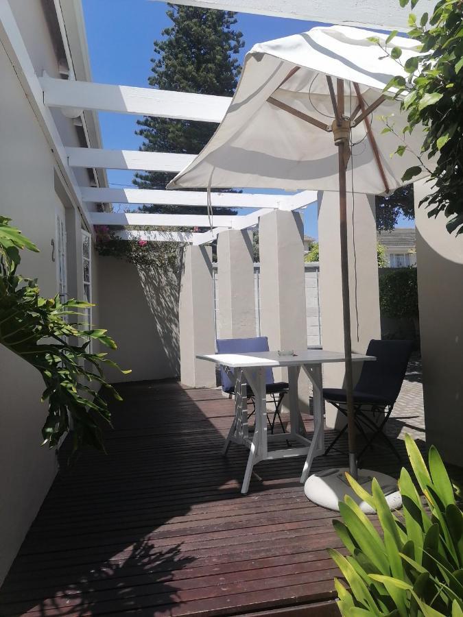 Conifer Beach House Port Elizabeth Dış mekan fotoğraf